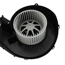Ladda upp bild till gallerivisning, 24V compatible for AC Heater Blower Motor w/ Fan compatible for Volvo FH 400-520 12779ccm 2015- 7482349000