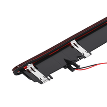 Last inn bildet i Galleri-visningsprogrammet, Rødt LED-tredje bremselys egnet for Vauxhall/Opel Astra J 2009-2016 13372164