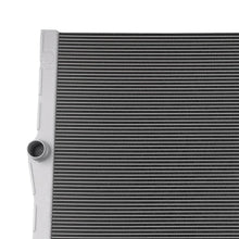 Last inn bildet i Galleri-visningsprogrammet, 1-rads aluminiumsradiator egnet for BMW X5 E70 3.0L 4.8L 2007-2010 17117585036