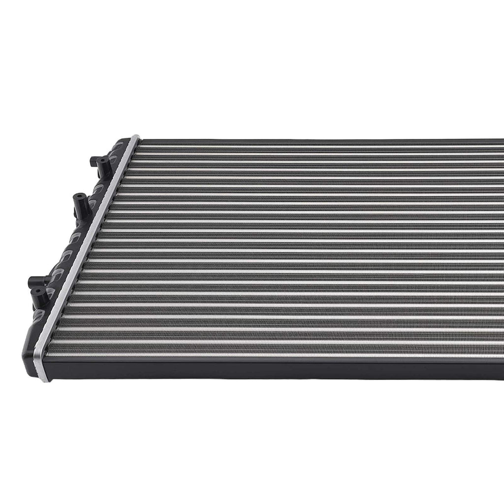 Alumiinijäähdytin sopii autoihin Seat Cordoba Ibiza 1.2 1.4 1.9 TDI 02-09 6QE121253A