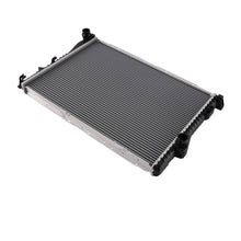 Ladda upp bild till gallerivisning, 1-rads kylare lämplig för BMW E39 E60 525i 530i 540i 1999-2006 17111436063