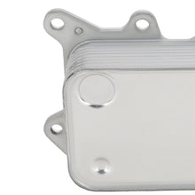 Lataa kuva Galleria-katseluun, Engine Oil Cooler 6421880001 compatible for Mercedes ML GL R Class CDI 4-Matic